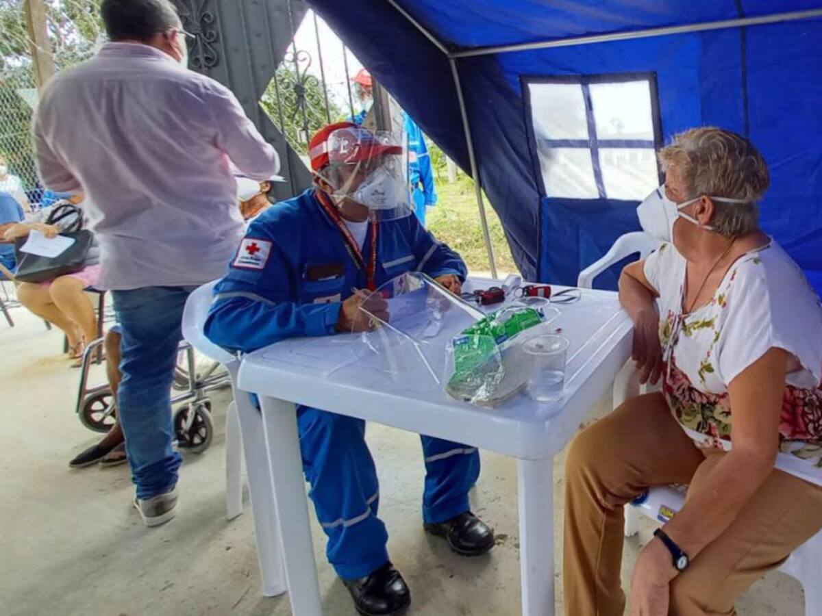 La Cruz Roja monitorea migrantes afectados por enfrentamientos en Arauca