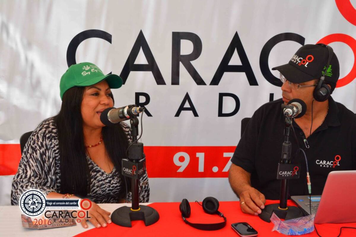 La gobernadora Oneida Pinto habló con Caracol Radio en un transmisión especial desde La Guajira.
