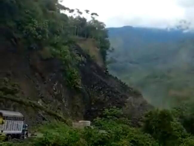 Derrumbe en vía Buenavista - Coper / Cortesía: Alcaldía de Buenavista.