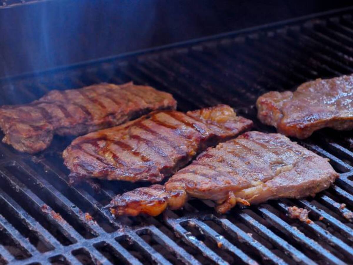 Los expertos piden no “demonizar” las carnes, pero sí limitar su consumo