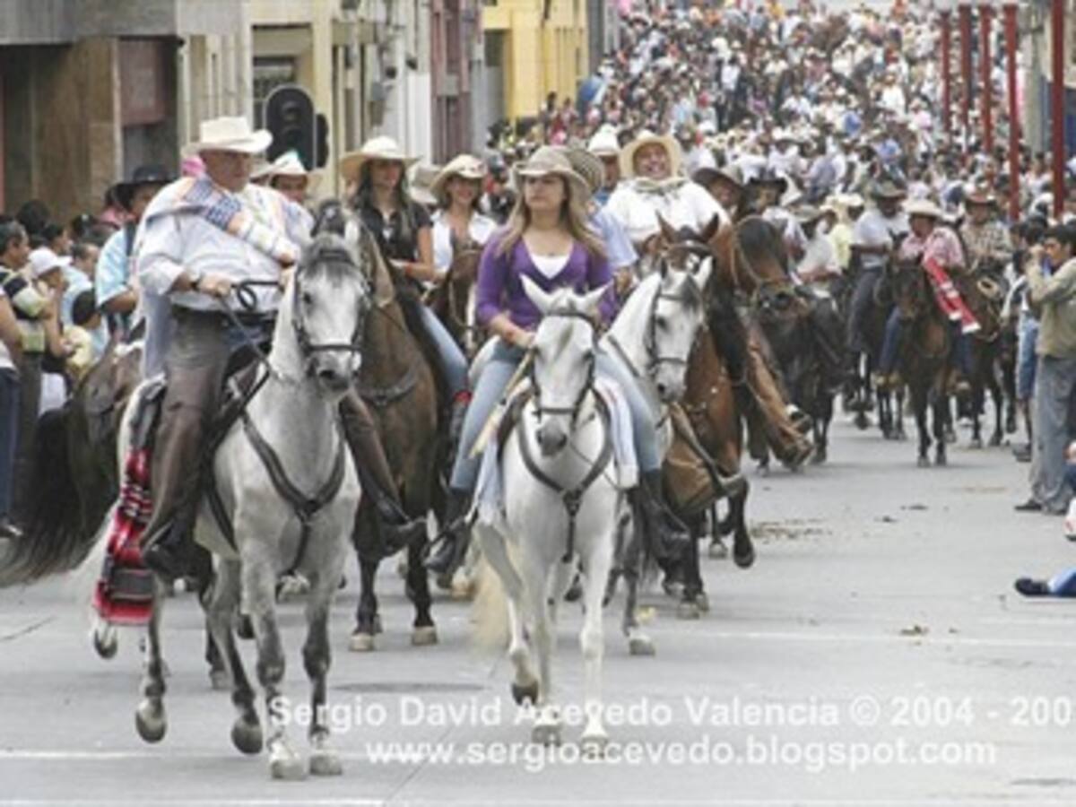 Con una gran cabalgata se inicia la 55 Feria de Manizales