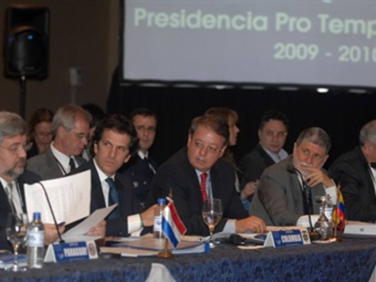 Colombia llega a Quito buscando un ambiente de paz para la región