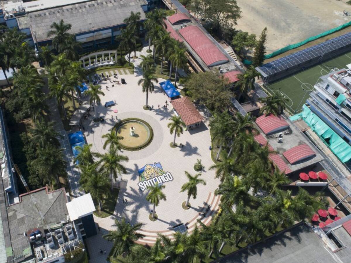 La ‘Santiago Virtual’ busca llevar educación a todo el mundo