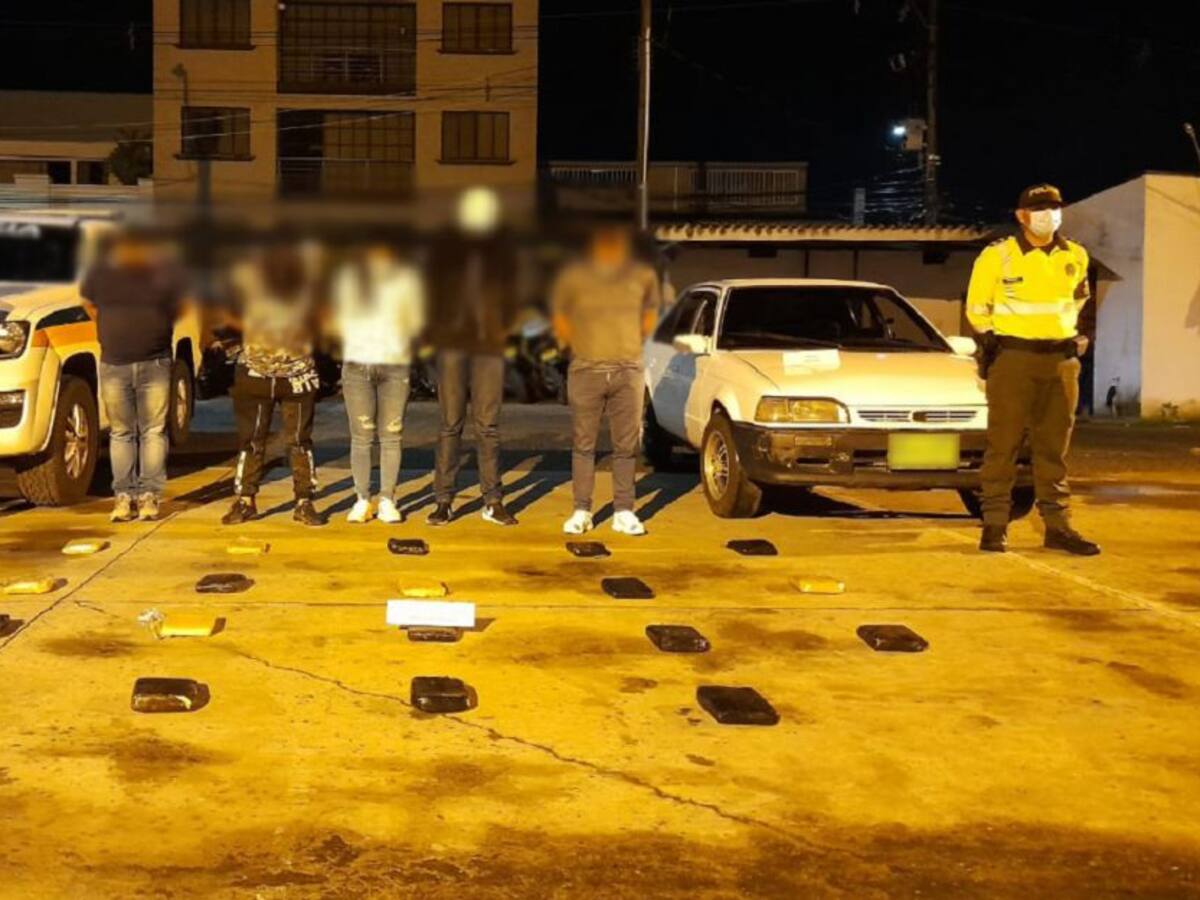 Capturadas 5 personas en Chinchiná con narco caleta en un carro