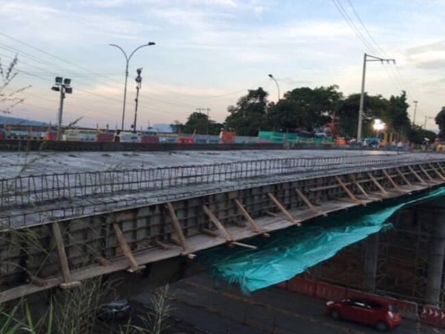 En un segundo caerá el puente de Conucos