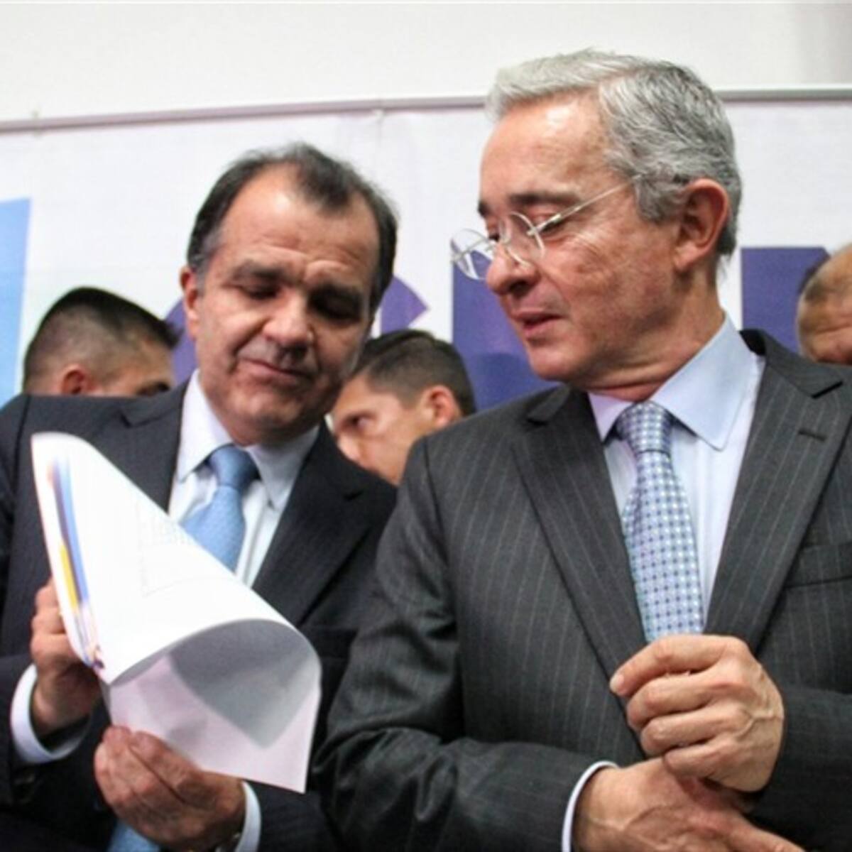 Expresidente Uribe califica caso de Óscar Iván Zuluaga como una ‘tragedia’