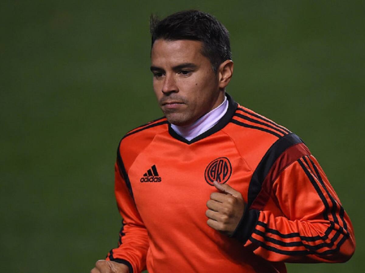 "No tengo dudas de que Borré se afianzará en la Sel. Colombia": J. Saviola