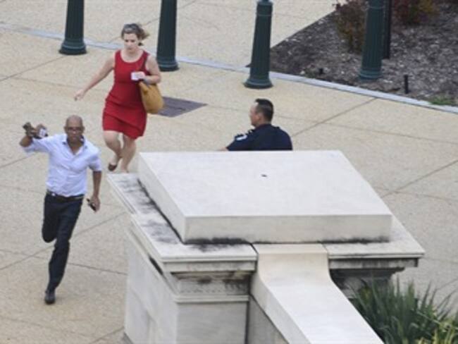 Vea imágenes tras el tiroteo frente al Capitolio en Washington