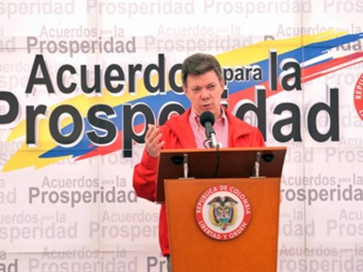 Correos de ‘Jojoy’ dejan al descubierto que las Farc están fusilando desertores: Santos