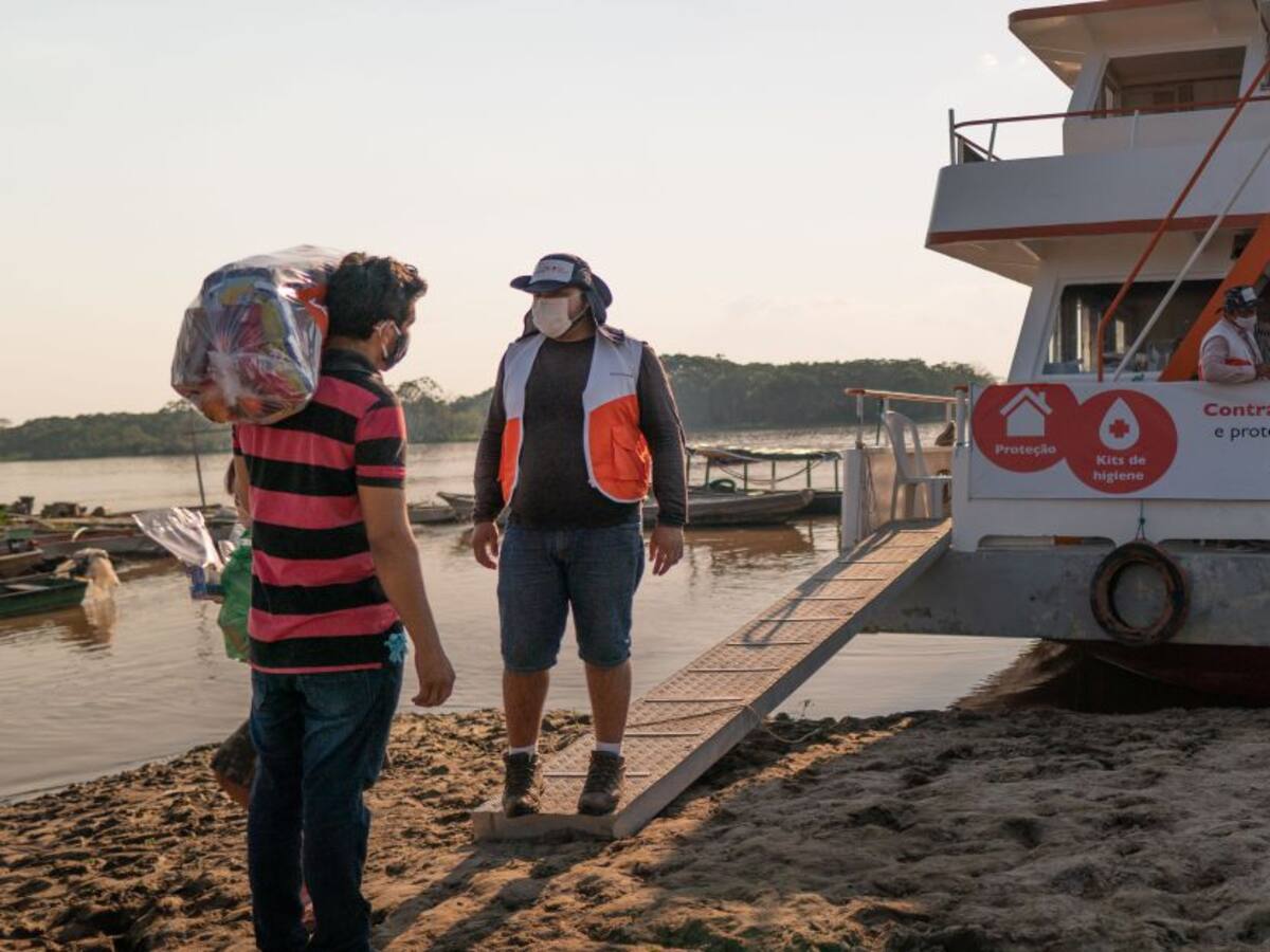 Brasil y Colombia entregarán 4.700 ayudas con el barco-hospital Solidaridad