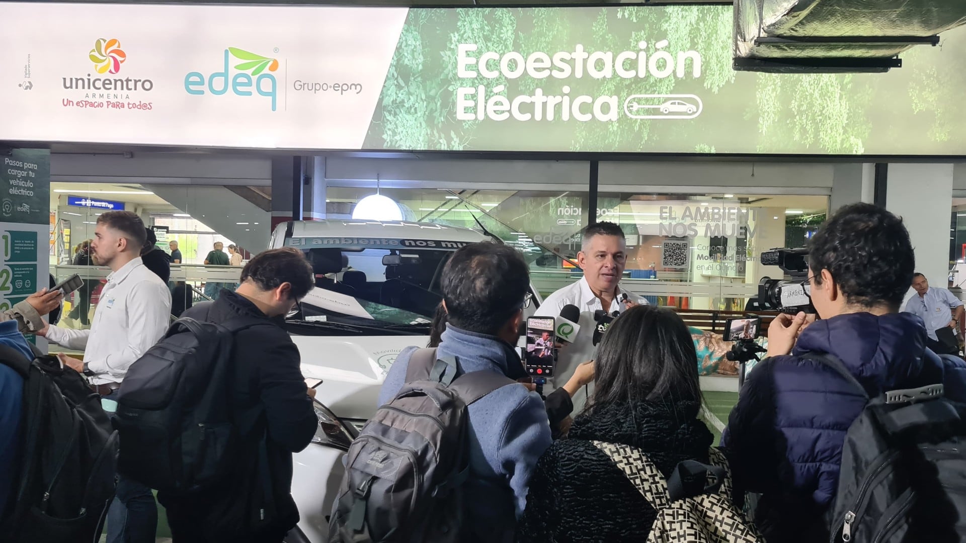 Eco Estación Eléctrica en Centro Comercial Unicentro, Armenia. Foto: Cortesía Edeq