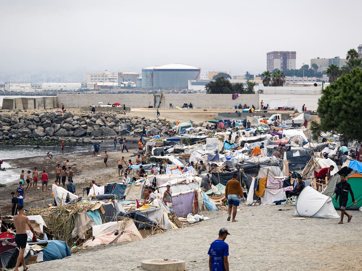 La historia de uno de los menores de edad migrantes en Ceuta que no quiere regresar a Marruecos