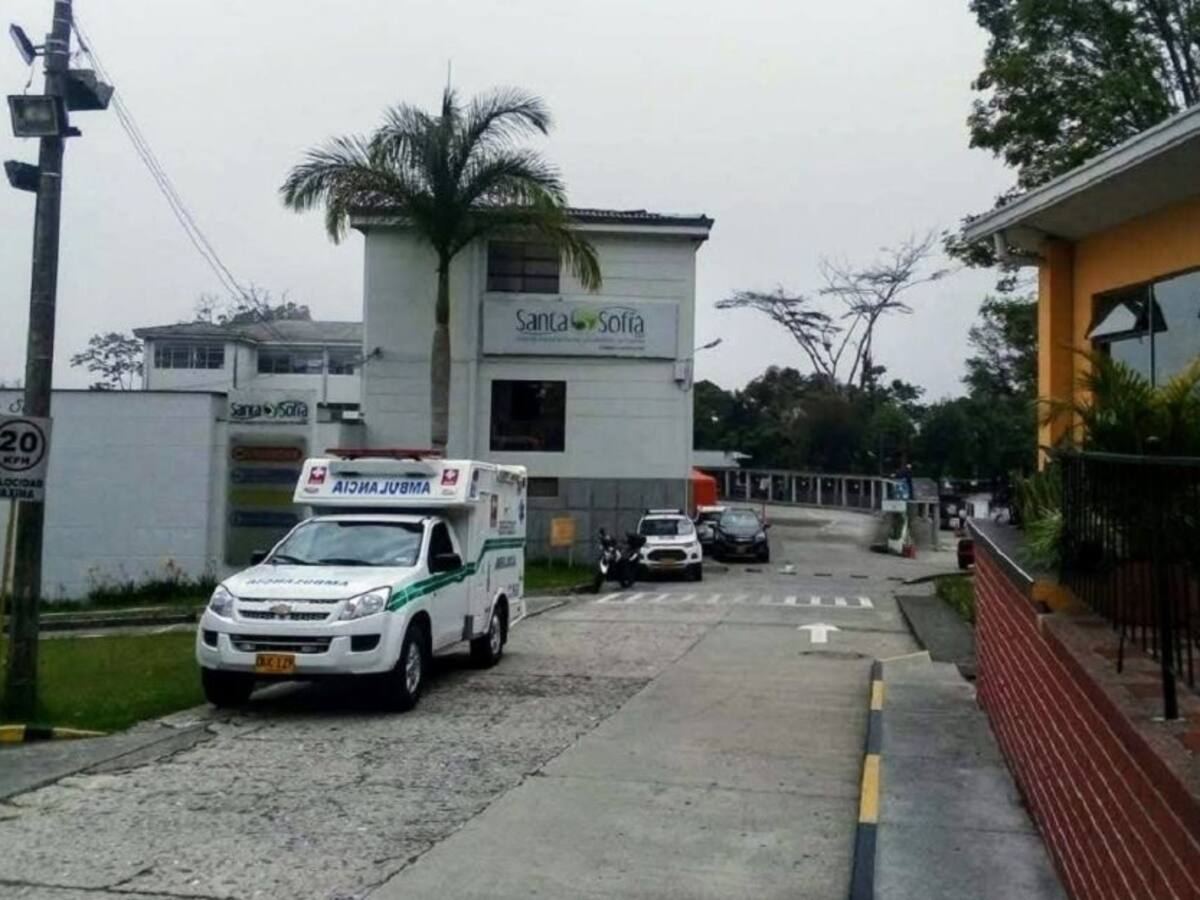 Hospital Santa Sofía declara la alerta roja por ocupación de camas UCI