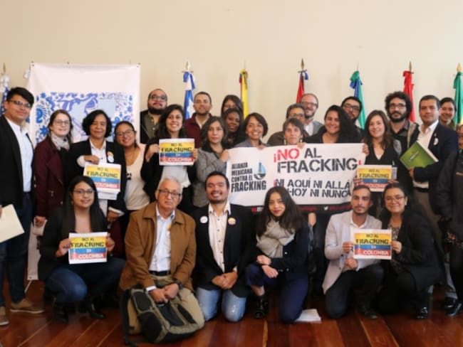 Ambientalistas internacionales piden prohibición del fracking en Colombia