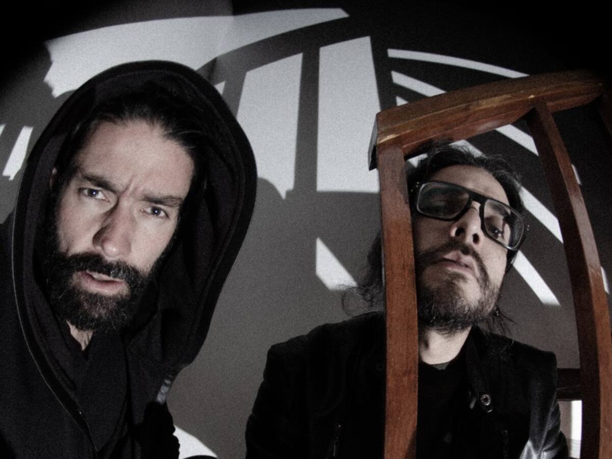 "Boca de serpiente" presenta "Como dominó"