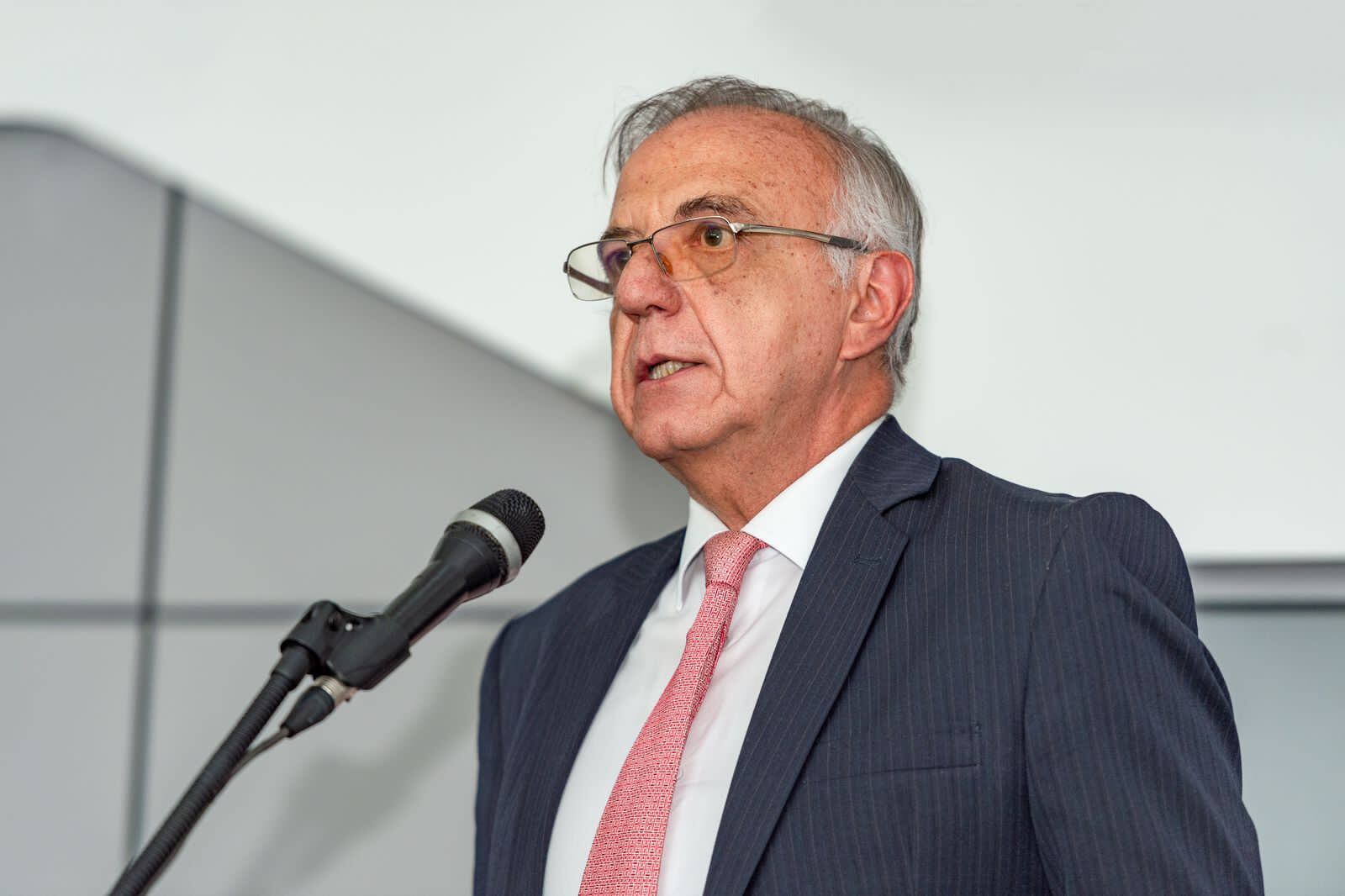 Ministro de Defensa Iván Velasquez. Foto: Mindefensa