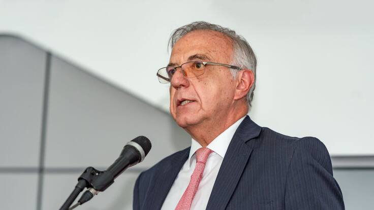 ¿Qué hace el Estado Mayor como observador electoral? Es muy peligroso: MinDefensa