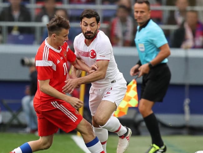 Rusia iguala 1-1 ante Turquía en duelo preparatorio para la Copa del Mundo