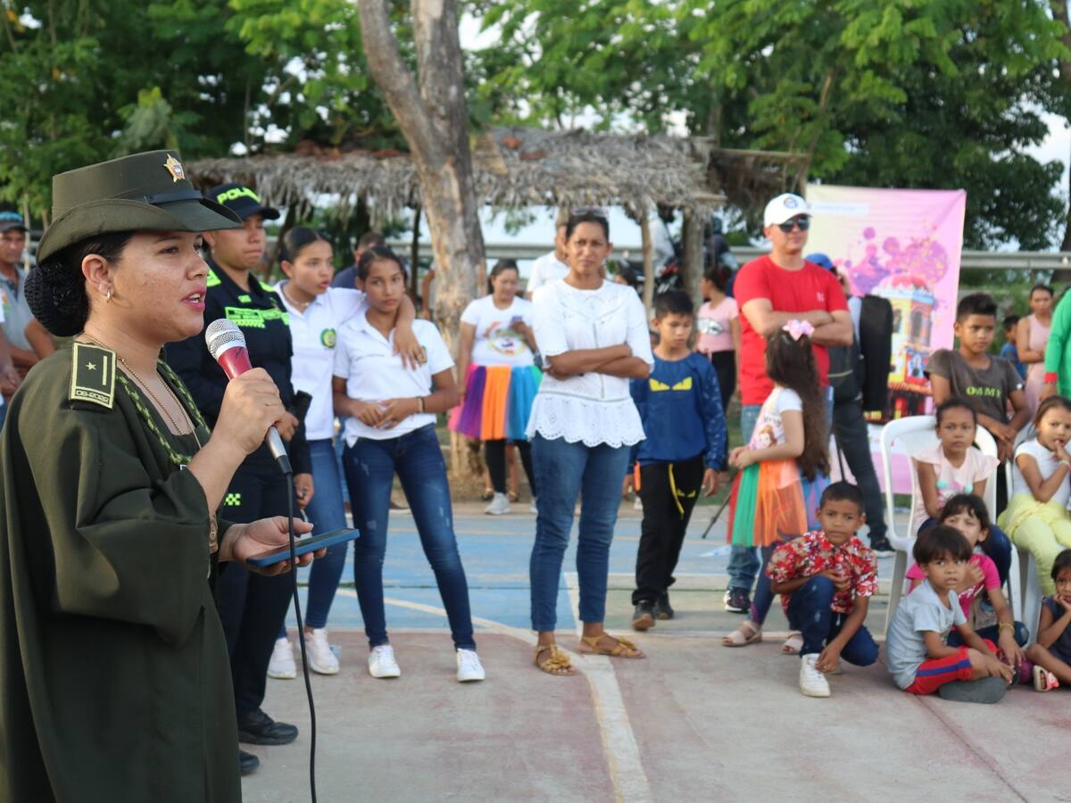 Policía de Bolívar celebró Día del Niño en Mompox