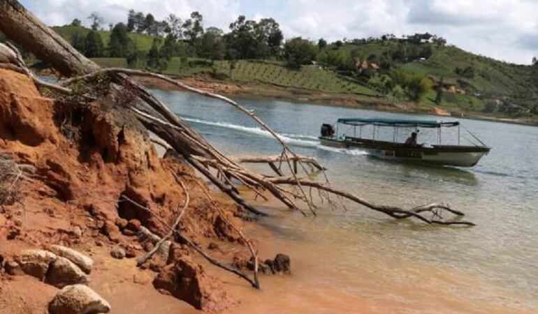 Sequía (embalse) Guatapé.