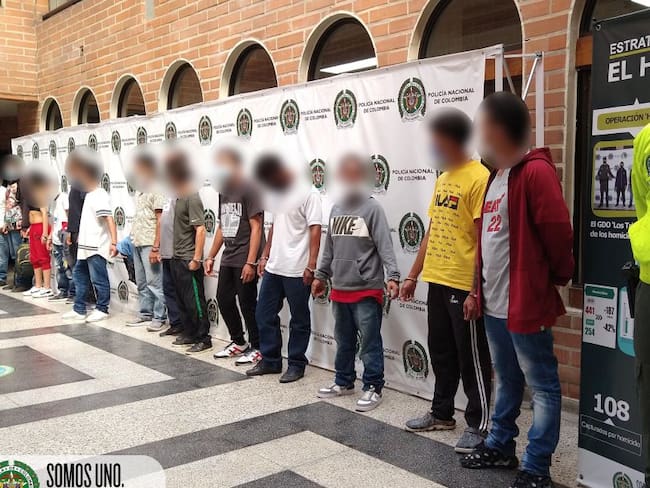 Capturan 14 integrantes de Los Calvos por vender alucinógenos en colegios