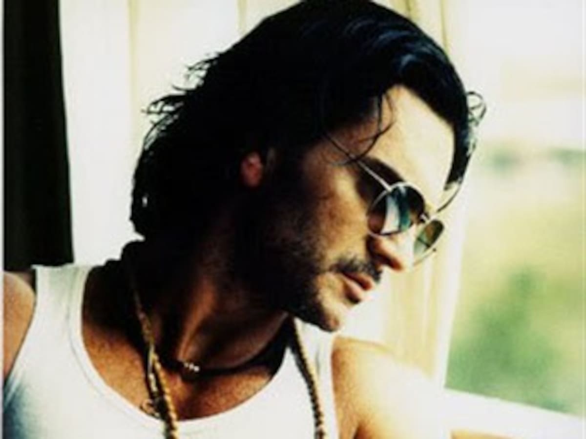 Ricardo Arjona, 'dolido' y 'conmocionado' por la muerte de su padre