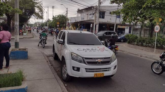 Diariamente los menores se exponen al cruzar la Av. Venao Flórez con el alto flujo vehicular