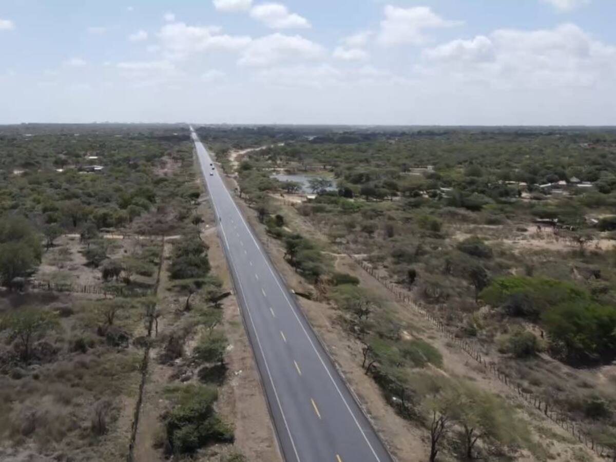 Invierten $157.500 millones en la vía Santa Marta - Riohacha - Paraguachón