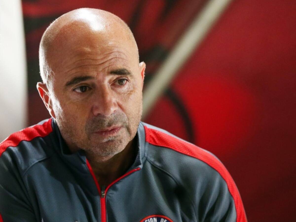 Sampaoli elogia a James y dice que le "genera preocupación por su calidad"