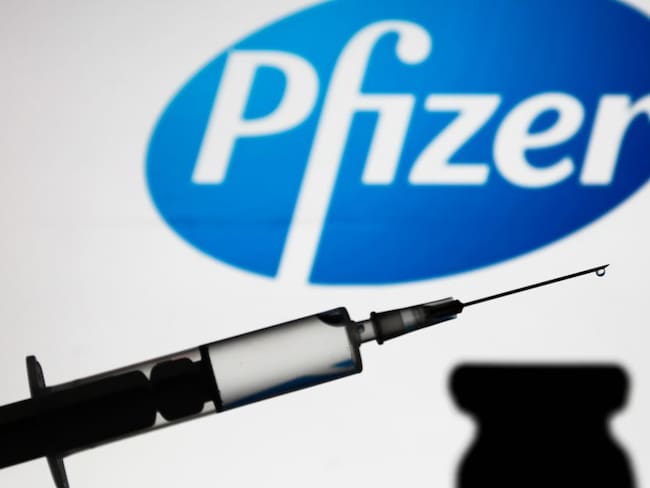 Reguladores ingleses autorizarían vacuna de Pfizer en menos de 10 días