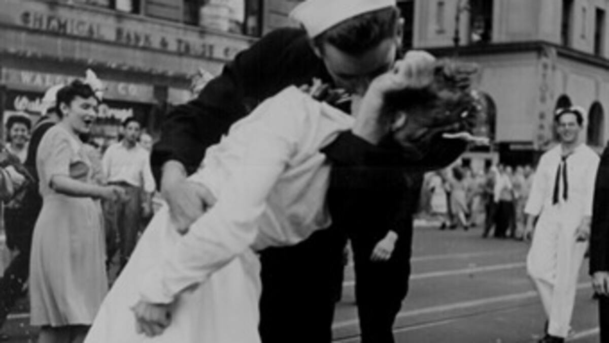 Los 10 mejores lugares para robar un beso: El País de España