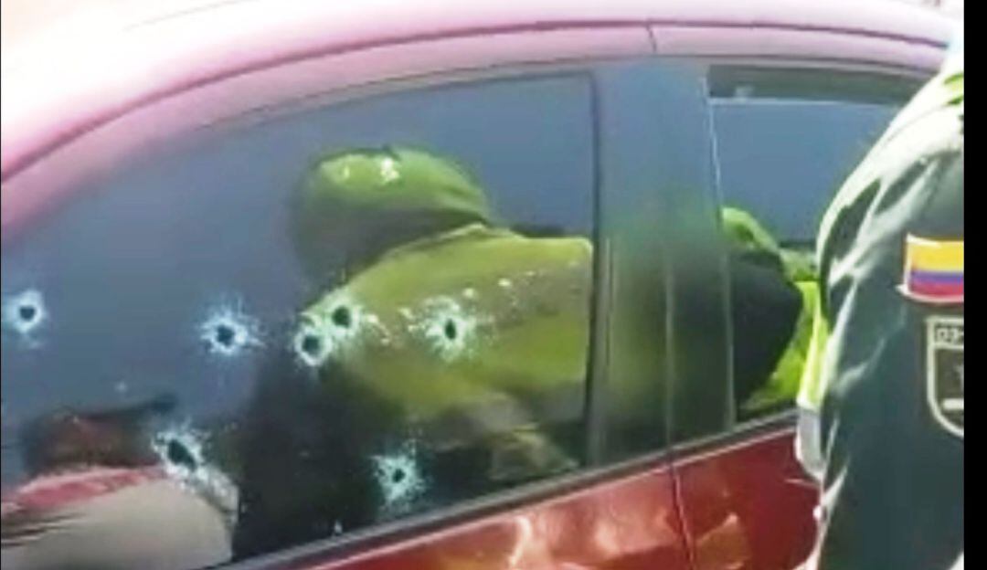 El caso se presentó en cercanías del barrio El Líbano dejando una persona lesionada dentro de un vehículo