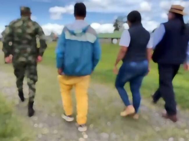 Dos menores reclutados por grupos armados fueron recuperados por el Ejército en Cauca