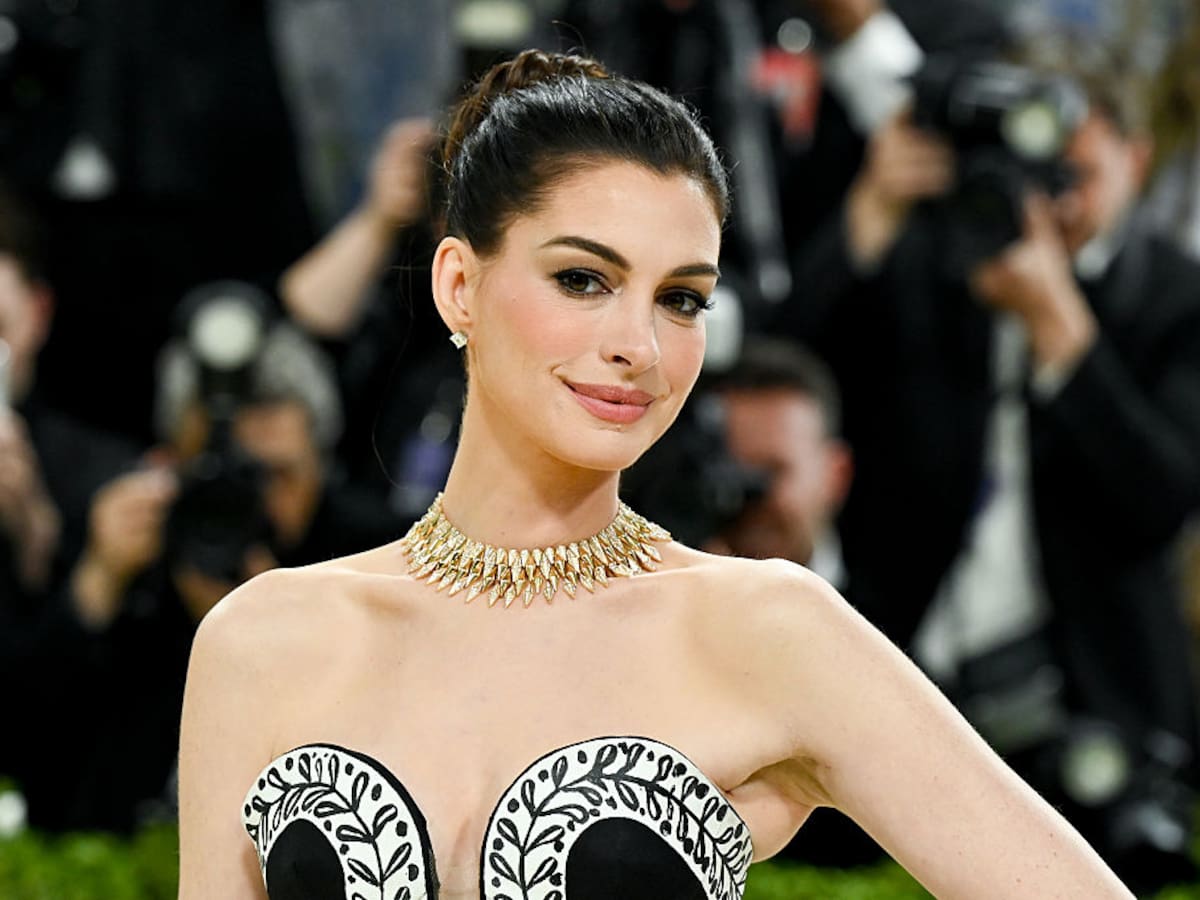 La actriz Anne Hathaway anuncia el embarazo de su tercer hijo con el actor y empresario Adam Shulman