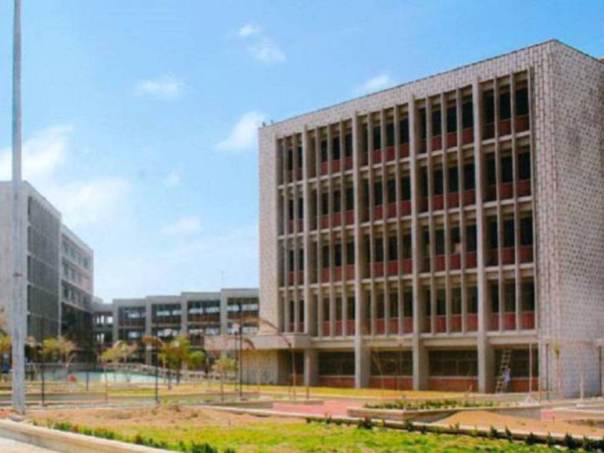 Denuncian demoras en sanciones a profesores investigados en la Uniatlántico