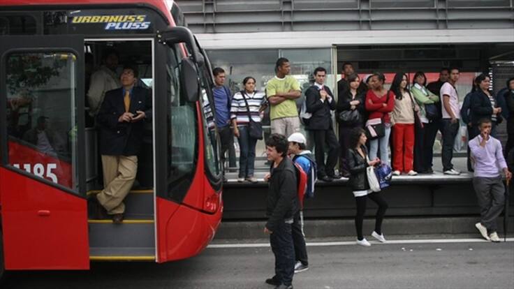 Reorganizarán a los policías en Transmilenio para fortalecer la seguridad