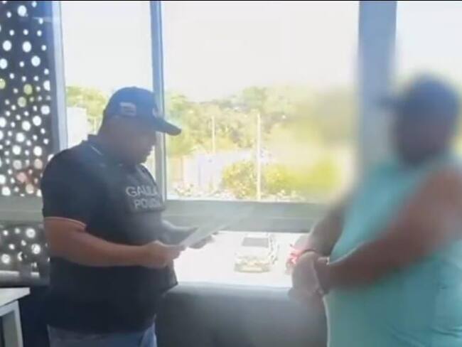 Duro golpe a las ACSN, capturado en Santa Marta alias ‘Jabalí’ cabecilla financiero del grupo armado/ Policía