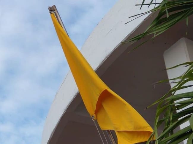 Actualmente en el área marítima se presentan vientos con velocidades de 27 a 46 kilómetros por hora y olas con altura entre 1.5 y 2.0 metros