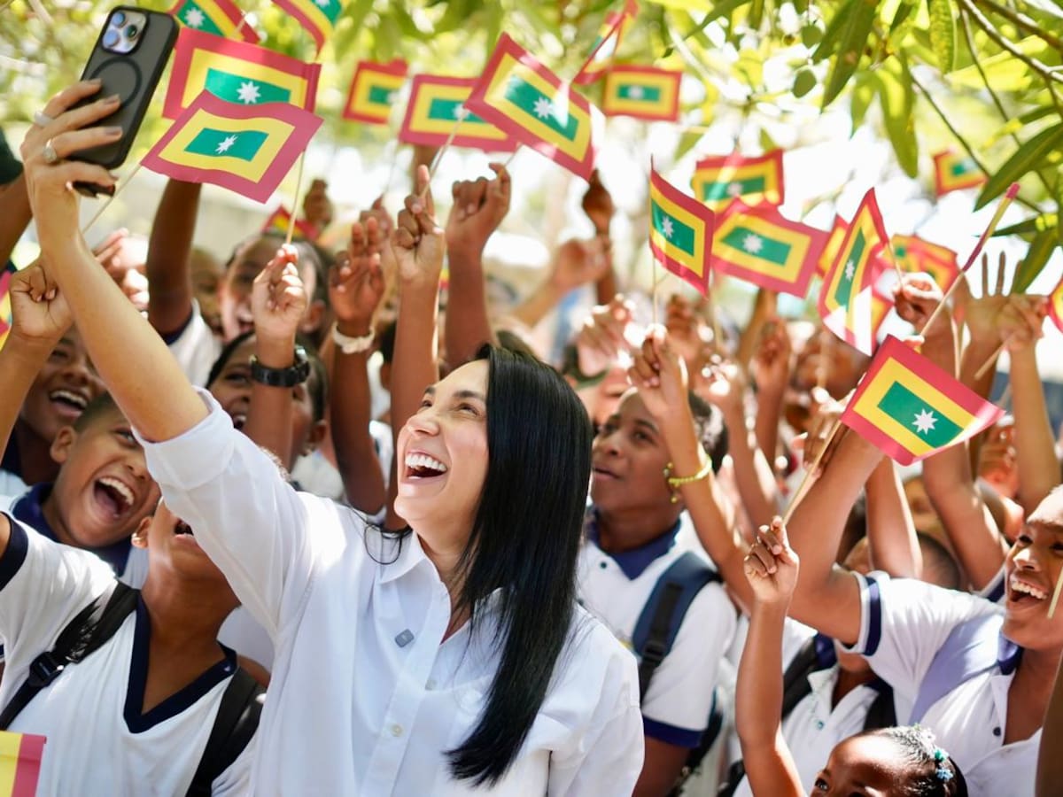 Gestora social Liliana Majana lideró reapertura de campaña por la educación