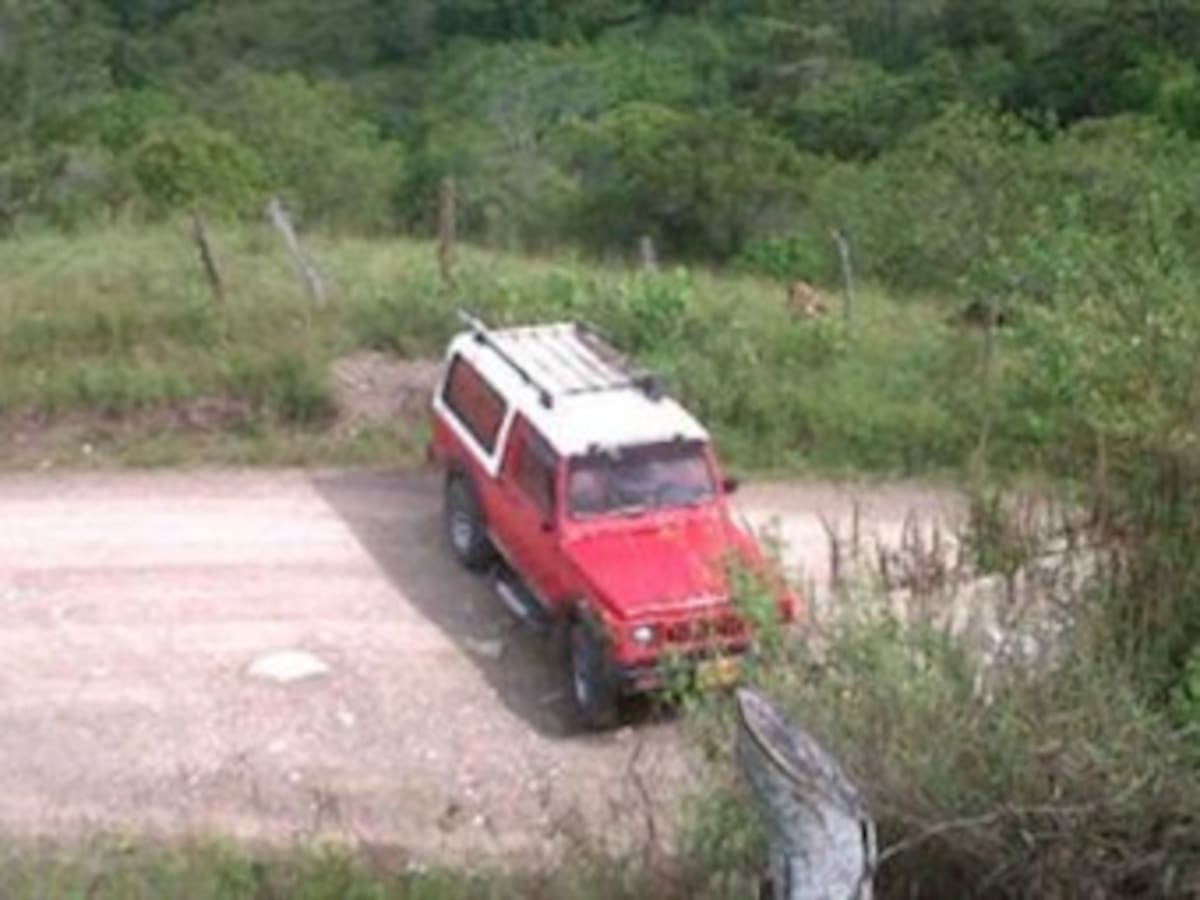 Desde hace tres días hay un supuesto 'carro bomba' con el nombre de las Farc en San Antonio, Neiva