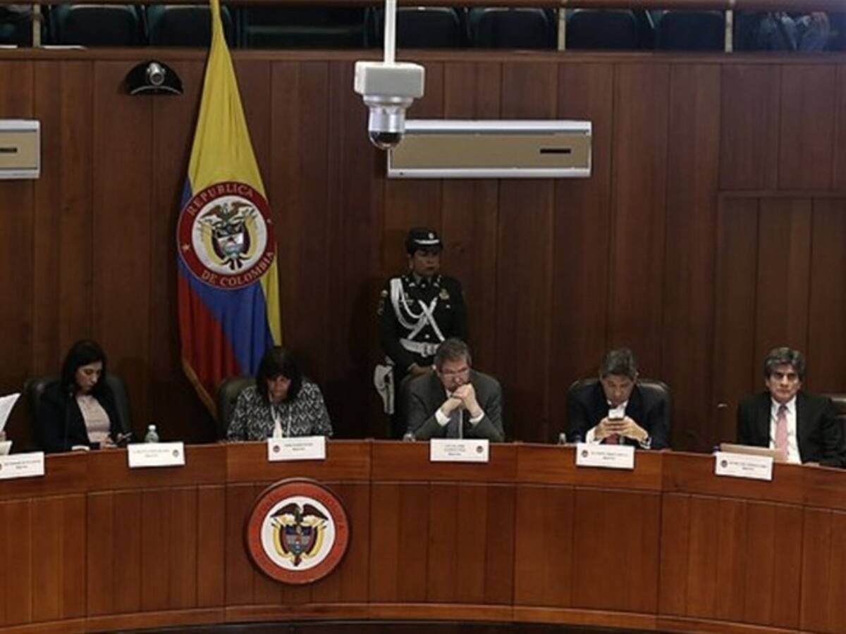 Corte declaró exequible el blindaje jurídico del proceso de paz