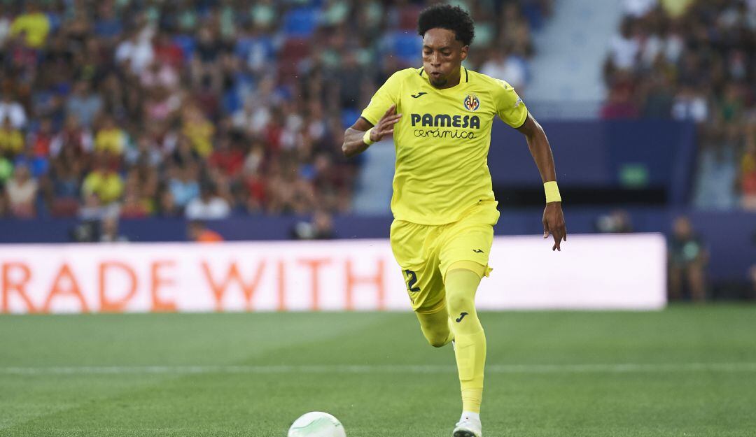 Johan Mojica, lateral colombiano del Villarreal.