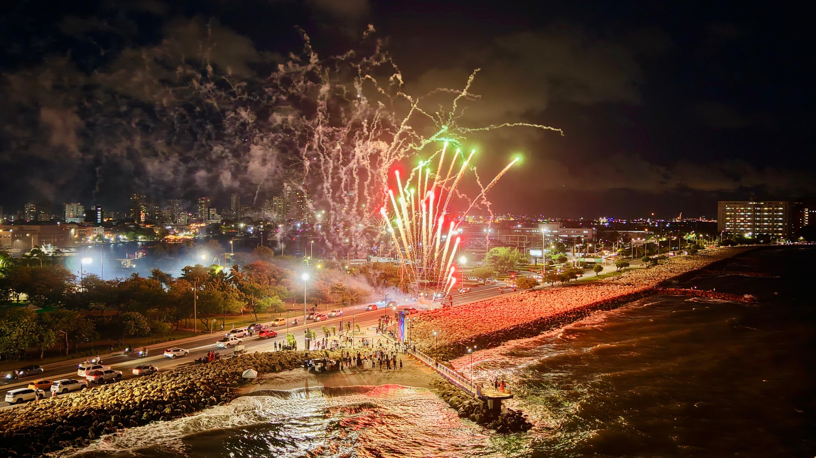 Nueva cara del recuperado Monumento a la Unión de los Océanos en Cartagena