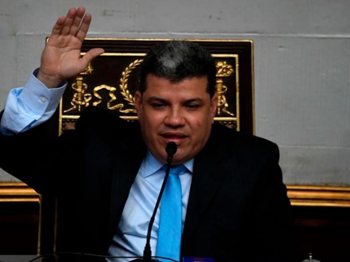 Estamos obligados a sacar a Nicolás Maduro por las vías constitucionales: Luis Parra