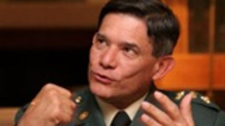 'El Ejército le dio un duro golpe a bandas emergentes del narcotráfico': General Freddy Padilla de León