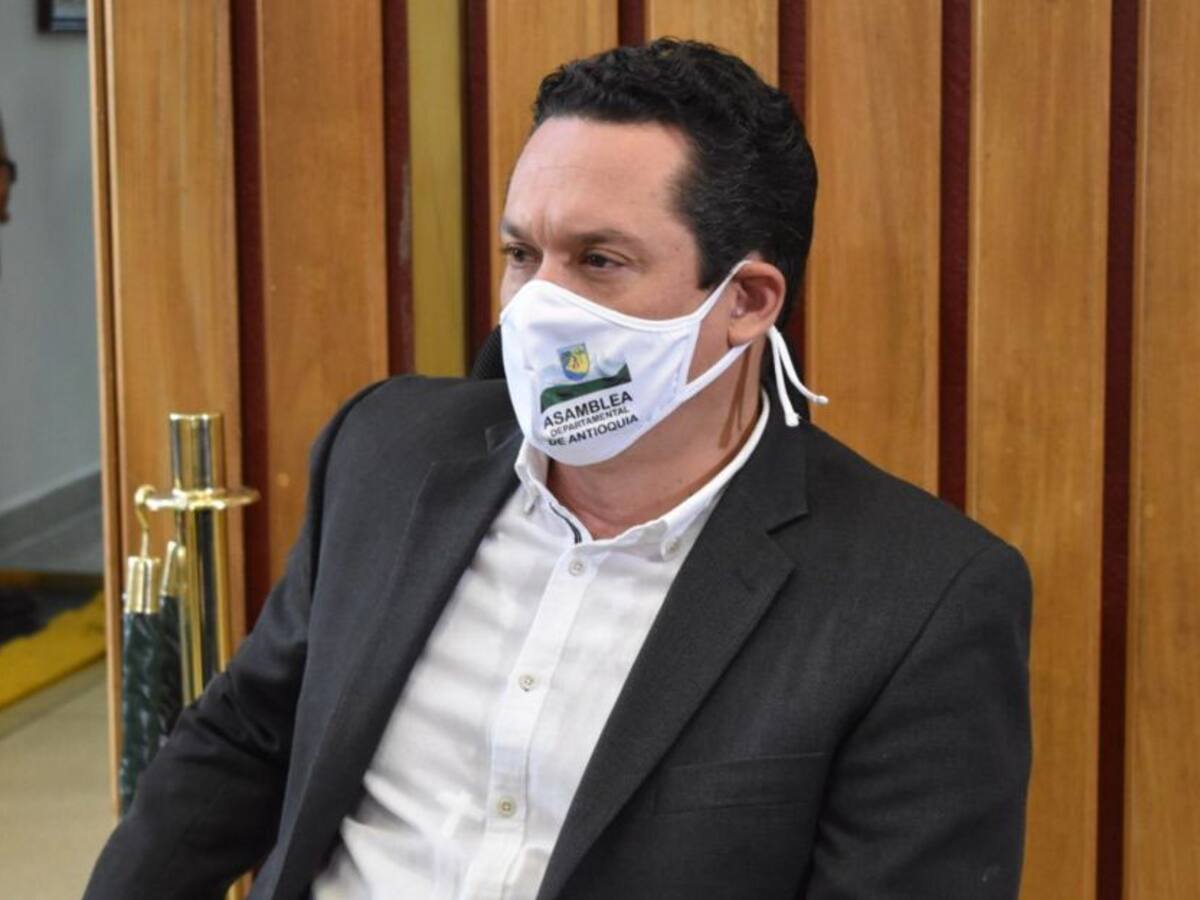 José Luis Noreña, primer diputado en Antioquia que da positivo con COVID-19