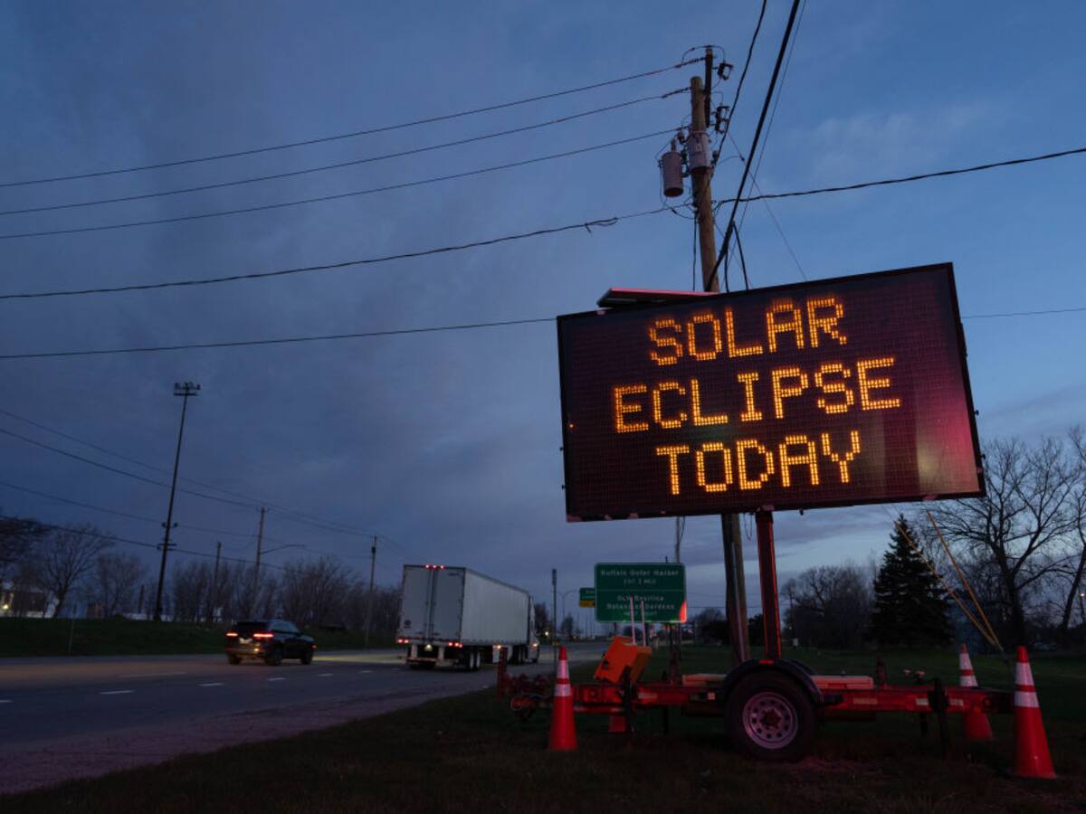 Eclipse solar del 8 de abril ¿Cuáles son las gafas que debo usar para protegerme la vista?