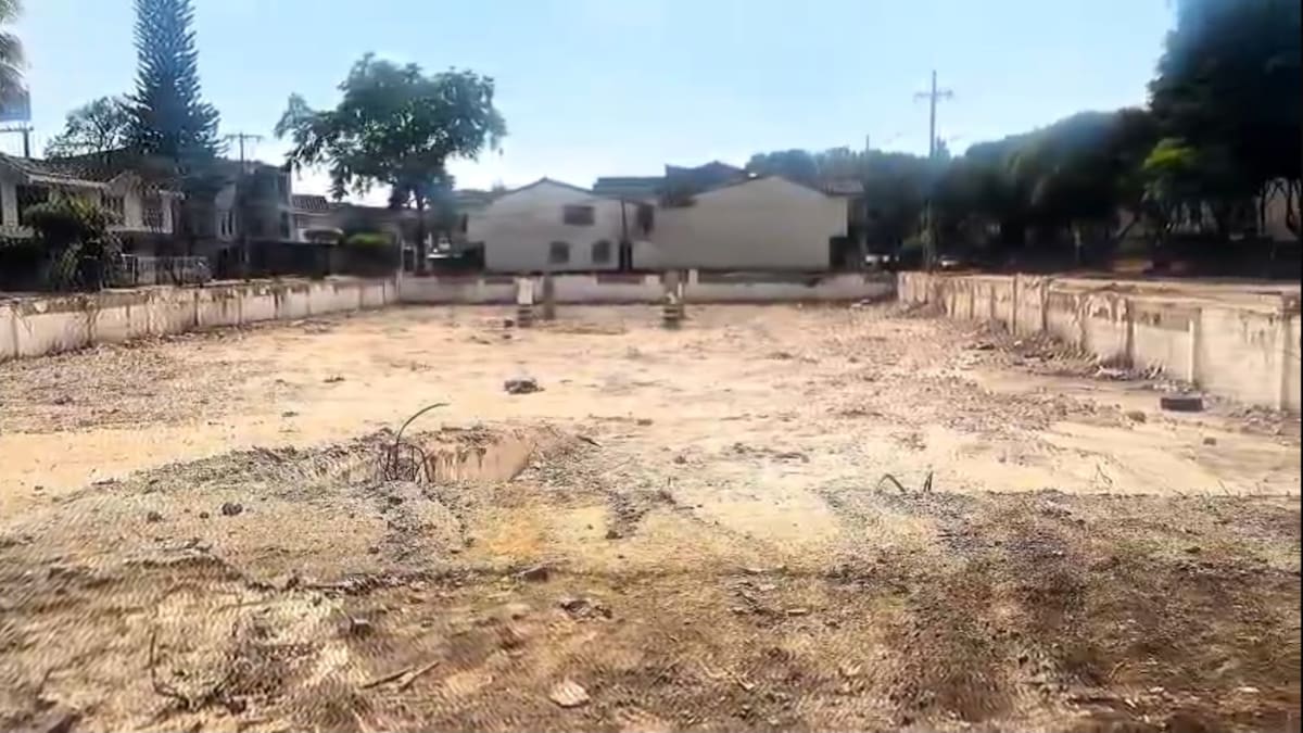 Perdió a su hija en Torres del Limonar, sur de Cali, y se quedó entre las ruinas para ayudar a otros
