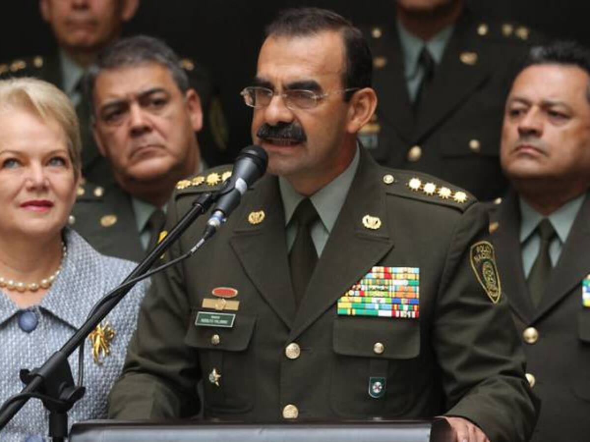 Procuraduría citó a declarar a Hernán Andrade y al general (r) Naranjo