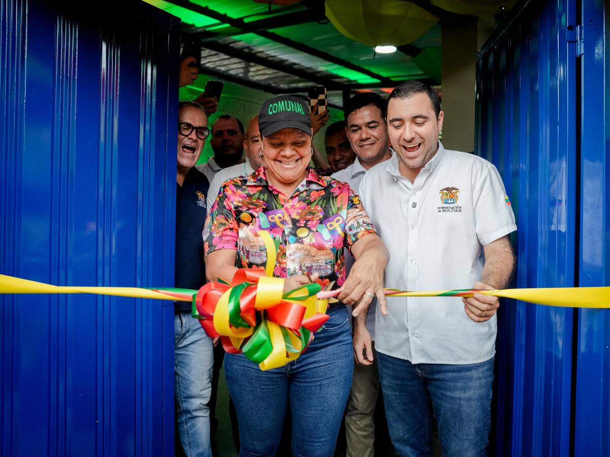 Gobernador Yamil Arana entregó nueva Casa COMPI en barrio Villas de Aranjuez